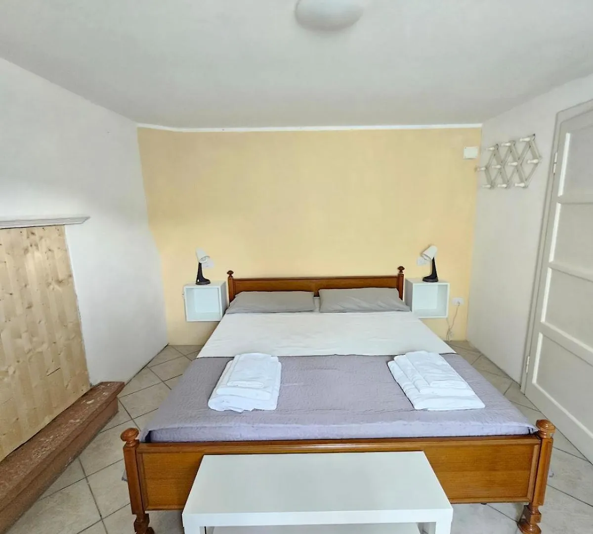 Family Home Castiglione 卡斯蒂戈隆·迪特尔沃 0*,  意大利
